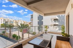 Uw eigen Appartement in TORREVIEJA bij zee en met