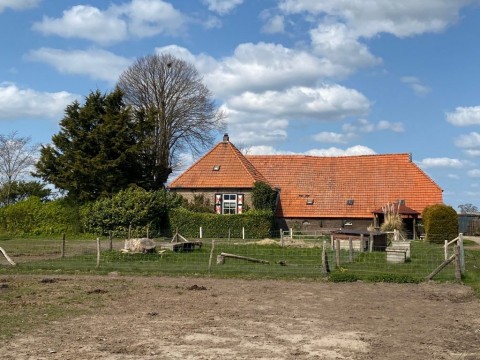 Vrijstaande boerderij gezocht