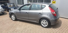 Hyundai i30 - 1.6i i-Drive