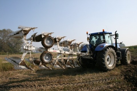 KRAMER ERMO ploeg - diepploeg on land eco diep ploeg