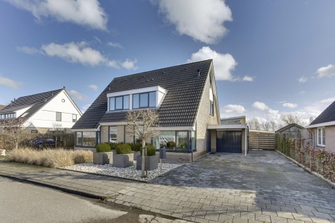 Wonen aan het water in Mantgum, De Gréft 8.