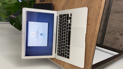 MacBook Air 2015 l i5 l SSD l 8GB 