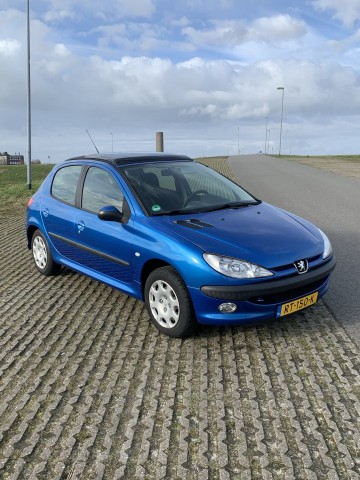 Peugeot 206 1 4 air-line 2 2005