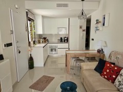 Uw eigen Bungalow in TORREVIEJA met meubels en