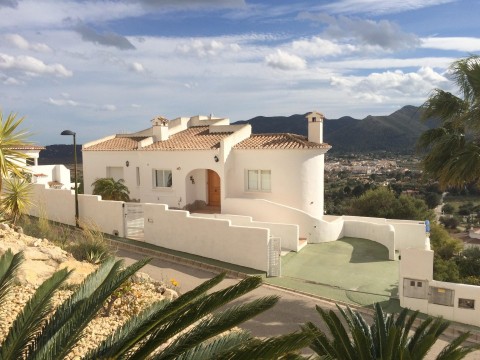 Te huur Spanje Calpe Jalon vakantiewoning villa met prive zwembad