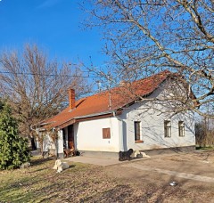 Een gerenoveerde boerderij op een grote kavel voor niet te duur