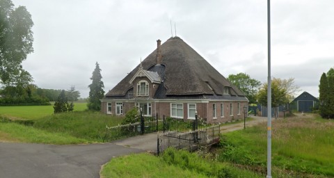 Executieveiling  Vrijstaande Woonboerderij met Bijna 10 000m Grond