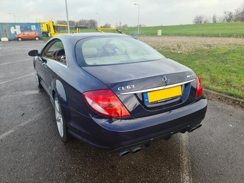 Mercedes Benz CL63 AMG