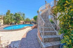 Uw eigen Villa in DENIA met zeezicht carport en