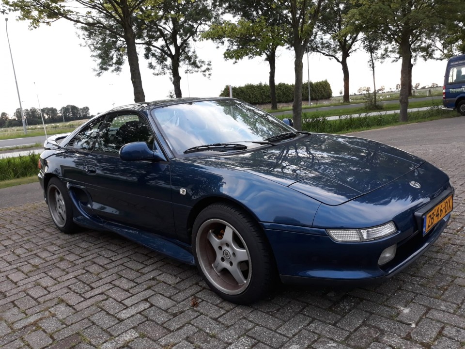 TOYOTA MR2 2.0 Twin CAM Coupe blauw uit 1991