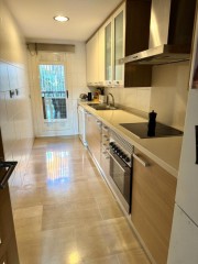 Uw eigen Appartement in DENIA met parking en veel meer