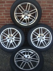 17 Inch Audi RS 4 Velgen en Banden Steek 5x112