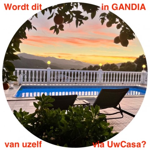 Uw eigen Villa in GANDIA met carports en