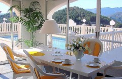 Uw eigen Villa in GANDIA met carports en