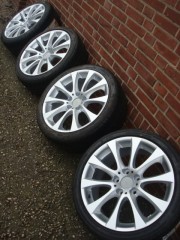 18 inch BMW Velgen en Banden Steek 5x120