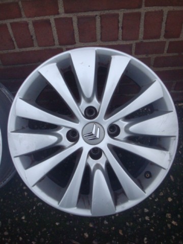 16 Originele Citroen C4 Picasso 3008 5008 Steek 4x108