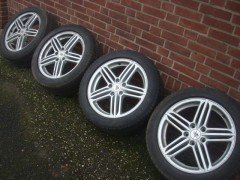 17 Inch Audi RS6 Velgen Banden Steek 5x112
