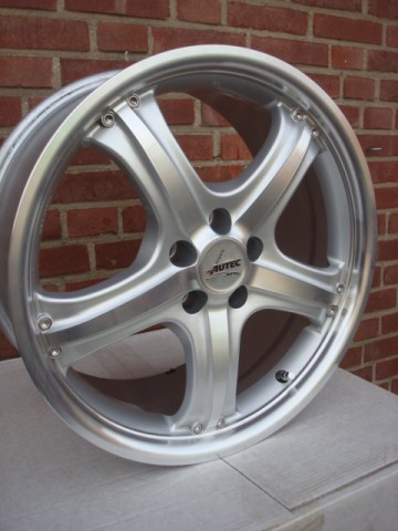 17 Inch Autec Velgen Niewu Set Steek5x100