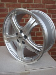 17 Inch Autec Velgen Niewu Set Steek5x100