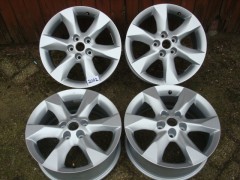 17 Inch Originele Nissan Velgen Steek 5x114 3