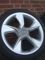 19 Inch Astral Velgen Opel Astra Zafira Ampera 5x115