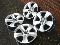16 Inch Bonito Velgen Steek 5x114 3 5x115