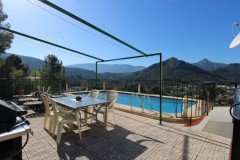 Uw eigen Villa in ORBA VALLEI met parkings en logeerruimte en