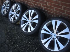 18 Inch EOS Velgen en Banden Steek 5x112
