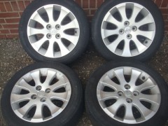15 Inch Daihatsu lichtmetalen velgen met Banden 4x100