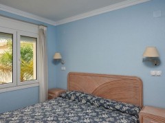 Uw eigen Appartement in OLIVA bij zee met parking en