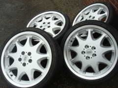 19 Inch Kia Velgen en Banden Steek 5x114 3
