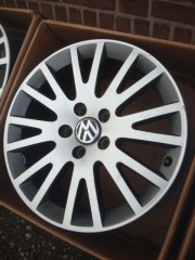 17 Inch Origineel Audi VW TT Velgen Zonder banden Steek 5x112