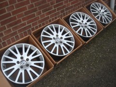 17 Inch Origineel Audi VW TT Velgen Zonder banden Steek 5x112