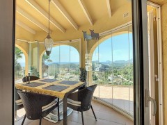 Uw eigen zeer aantrekkelijk Villa in MORAIRA met parkings