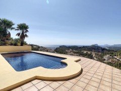 Uw eigen zeer aantrekkelijk Villa in MORAIRA met parkings