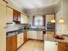 Uw eigen zeer aantrekkelijk Villa in MORAIRA met parkings