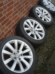 17 nch Originele Proline Velgen en Banden Steek 5x112