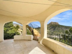 Uw eigen Villa in CALPE op landgoed met parkings en