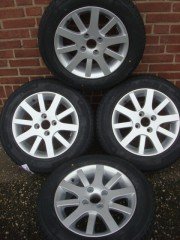 15 Hockenheim Peugeot Velgen en Banden Steek 4x108