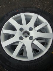 15 Hockenheim Peugeot Velgen en Banden Steek 4x108
