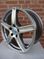 17 Inch Dezent 5x110 7 0 J ET35 Naaf 65 1