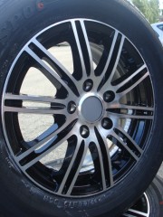 15 Inch Enzo Velgen en Banden Steek 5x112