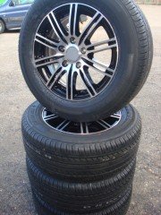 15 Inch Enzo Velgen en Banden Steek 5x112