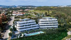 Uw eigen nieuwe Appartement in ESTEPONA met parking en super zeezicht
