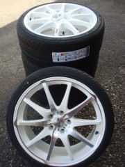 19 Inch DOTZ Velgen en Banden Steek 5x114 3
