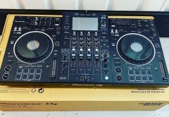 AlphaTheta XDJ-AZ en  AlphaTheta Omnis-Duo en Pioneer Opus-Quad