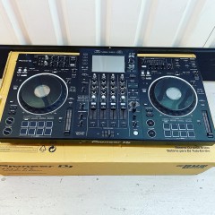 Pioneer DDJ-FLX10 en DDJ-REV7 en DDJ-1000SRT en AlphaTheta DDJ-GRV6