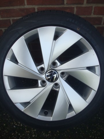 17 Inch Originele Belmont Volkswagen Nieuwe Banden all seizoen Golf 8 