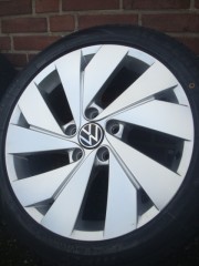 17 Inch Originele Belmont Volkswagen Nieuwe Banden all seizoen Golf 8 