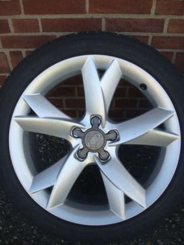 18 Audi A8 Velgen met Banden 5x112 Audi A4 A6 A8